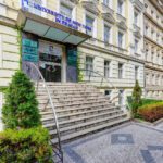 PRESTIŽNÍ UNIVERSITY OF NEW YORK IN PRAGUE SPOLUPRACUJE S JA CZECH
